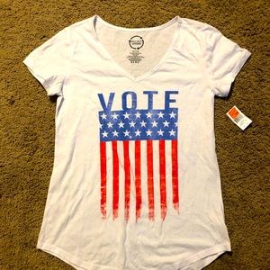 Womens novelty vote T-shirt. Size M